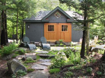 Citation Award: Lakeside Accessory Building, Squam Lake, Sandwich, NH Photo: Richard Holt, AIA