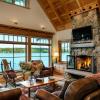 Honor Award: Lakeside Maine Cottage, Bridgton, ME. Photo: Rob Karosis Photography